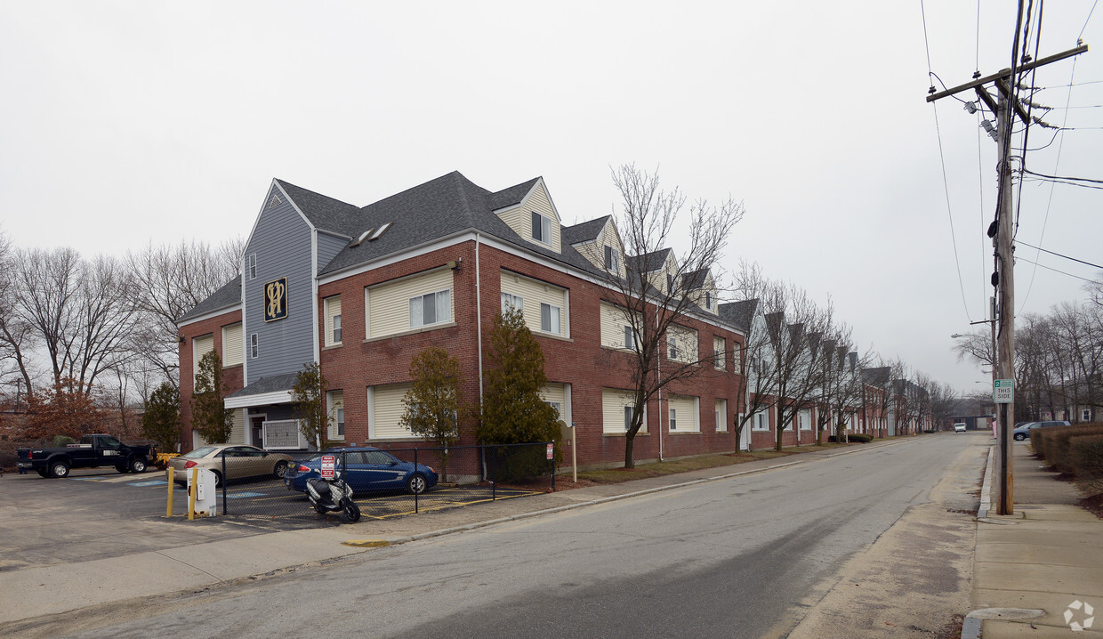 Building Photo - Heritage Apartments