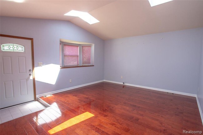 Building Photo - 24233 Cushing Ave