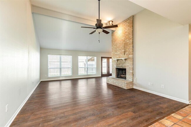 Building Photo - 11822 Poplar Creek Dr