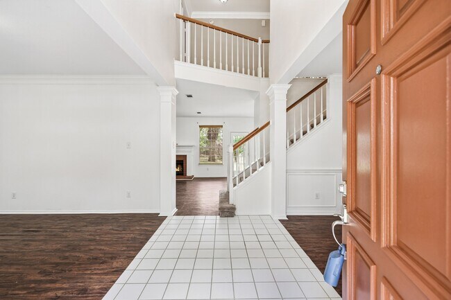 Foto del edificio - 4323 Ringrose Dr