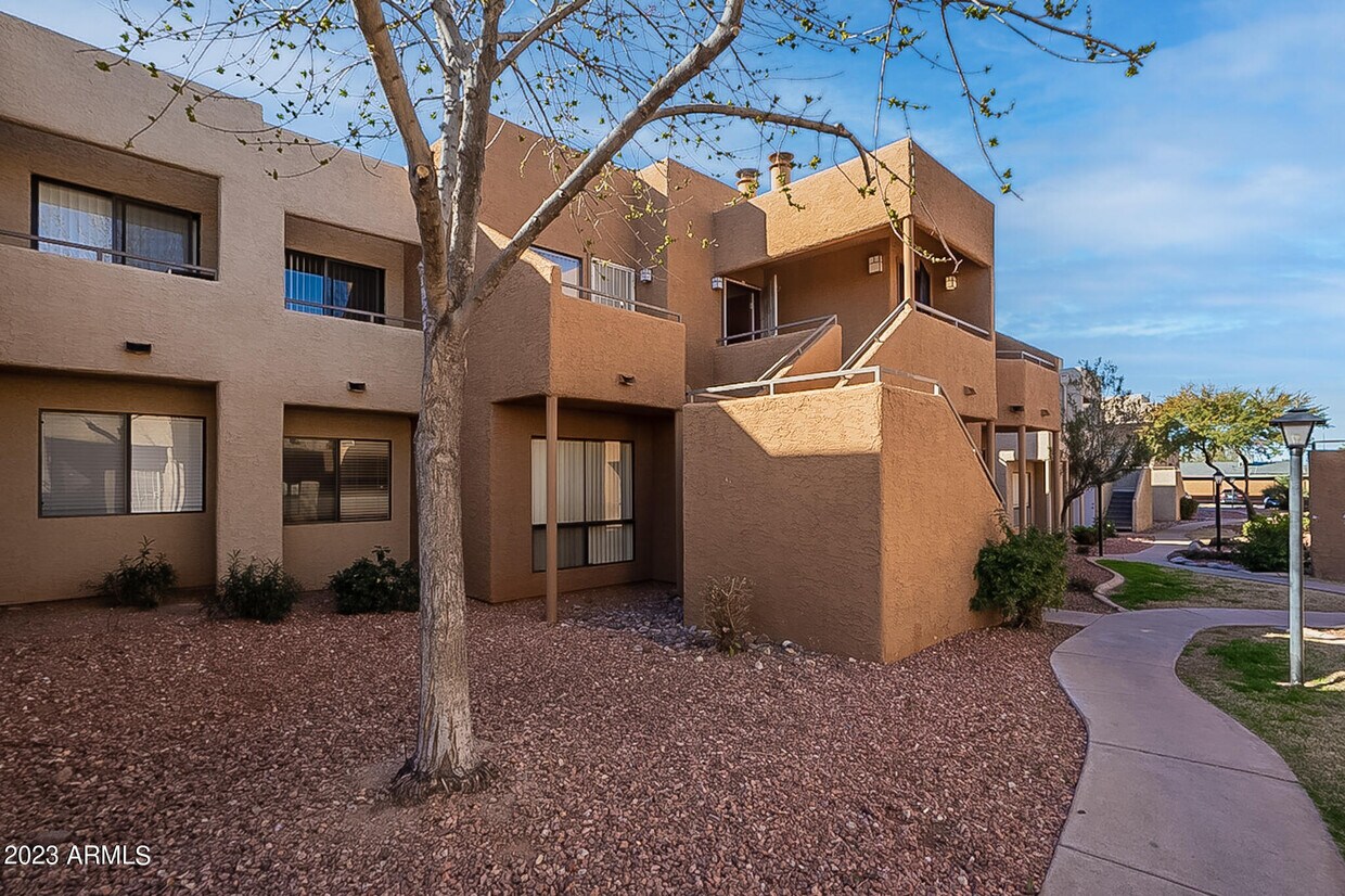 Primary Photo - 11640 N 51st Ave