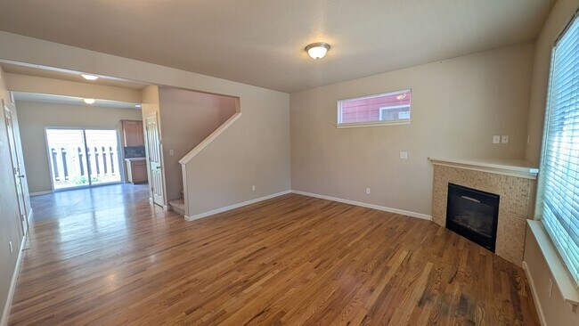 Foto del edificio - Great four bedroom home in Beaverton!