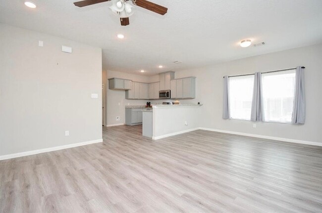 Building Photo - 22518 Hamlet Park Ct