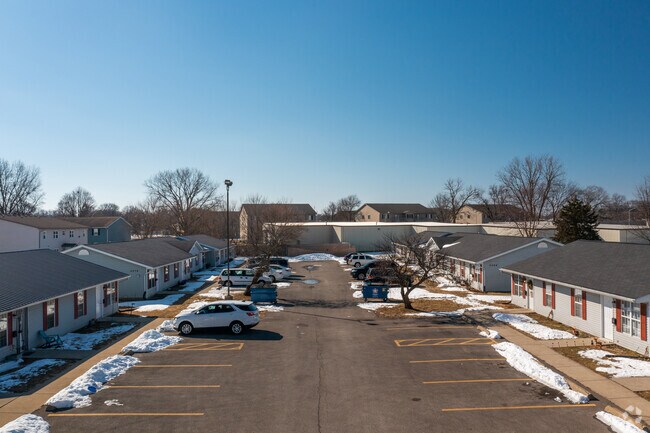 Building Photo - Newbrook Apartments