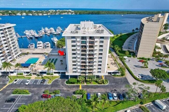 Foto del edificio - 1200 Marine Way
