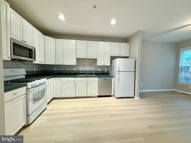 Foto del edificio - 8 Diamond Hill Ct