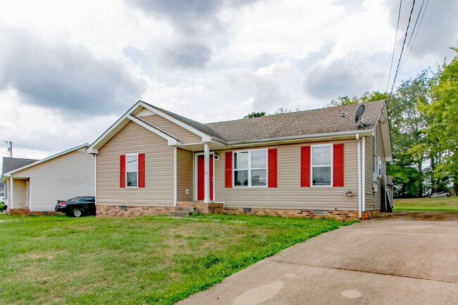 Building Photo - 1002 Poppy Seed Dr