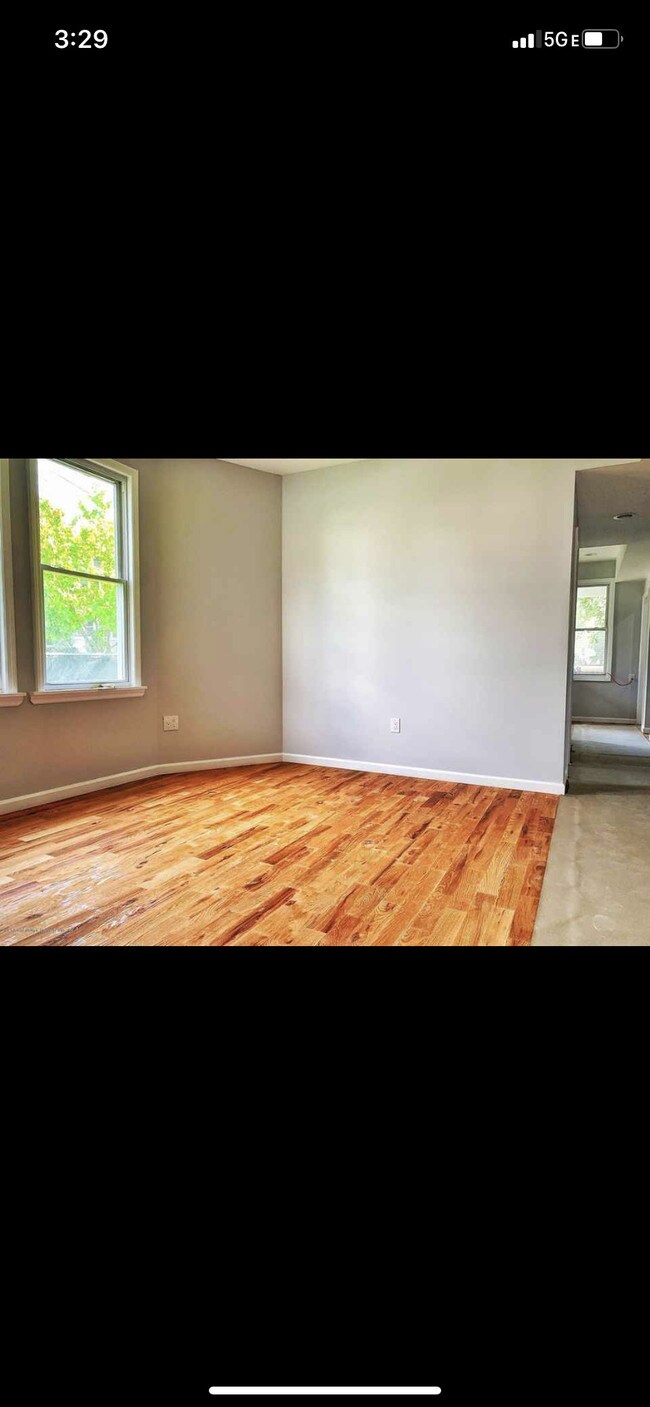 Building Photo - 642 Delafield Ave