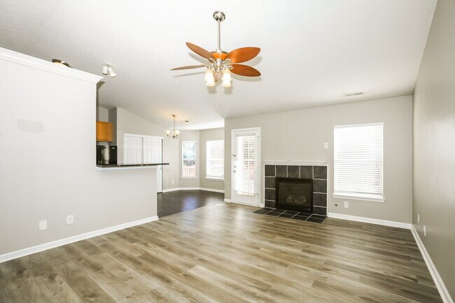 Building Photo - 1115 Wild Ridge Blvd