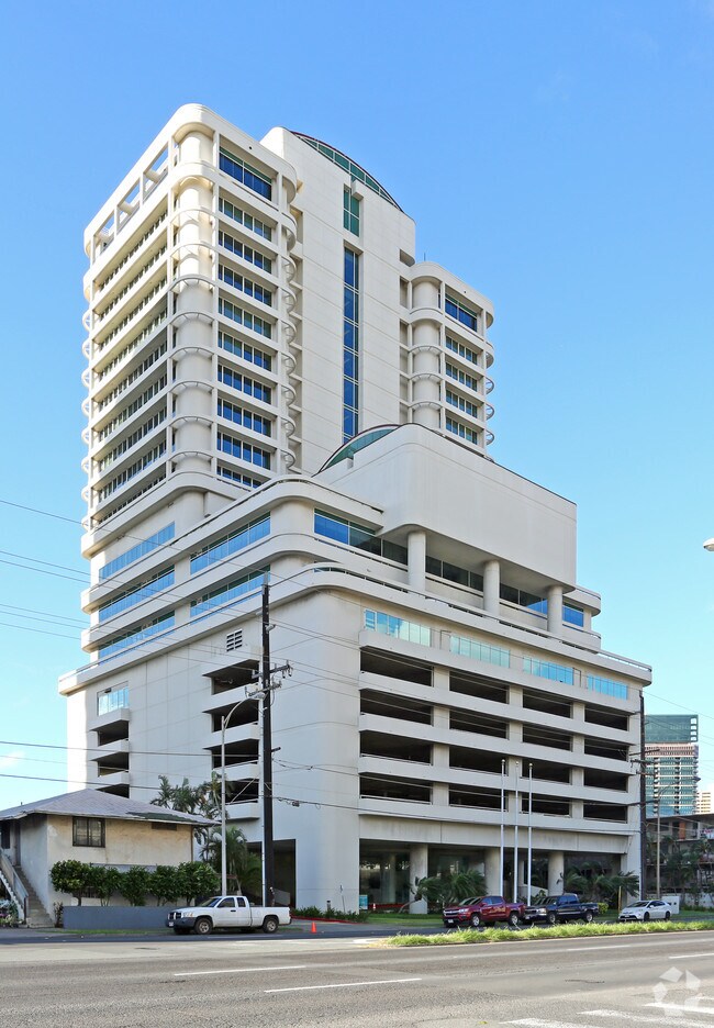Waikiki Vista Student Residences Apartments in Honolulu, HI