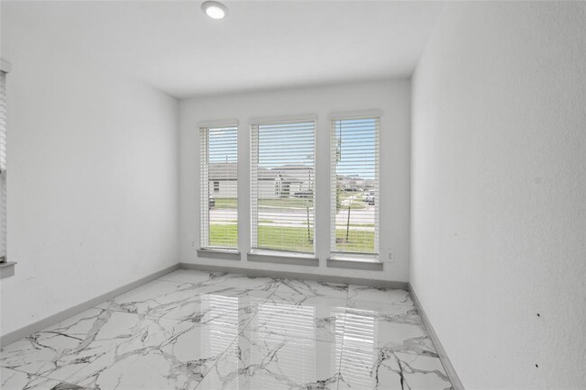 Building Photo - 7122 Telford Holw Trl