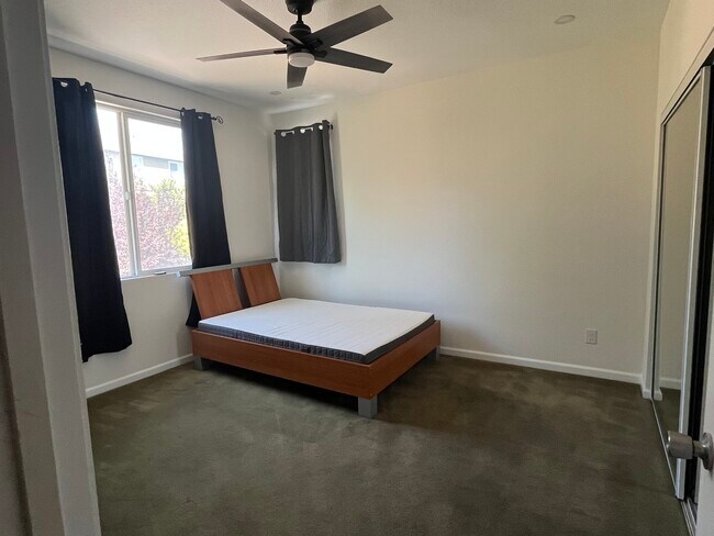 Foto del edificio - 3776 Pintail Dr