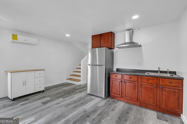 Building Photo - 569 Garner Way NW