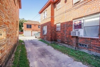 Building Photo - 4318 Jack St