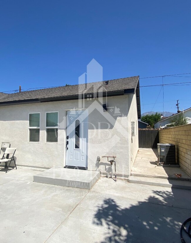 Building Photo - 781 Sycamore Ct