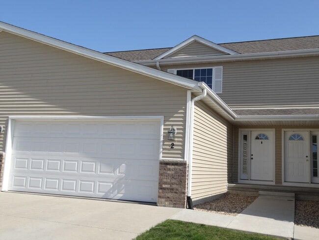 Building Photo - 1125 Amelia Dr