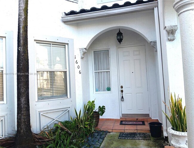 Foto del edificio - 5630 NW 107th Ave