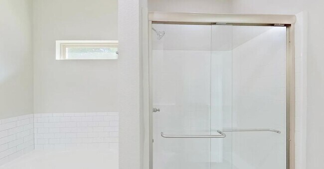 Foto del edificio - Spacious, Stylish, and Simply Perfect — 4 Bedroom Home