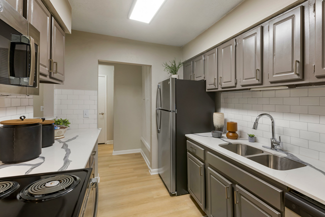 1BR, 1BA - 824SF - Terra at Norcross