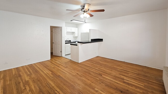 Unit B - Living - Courtyard on Vine