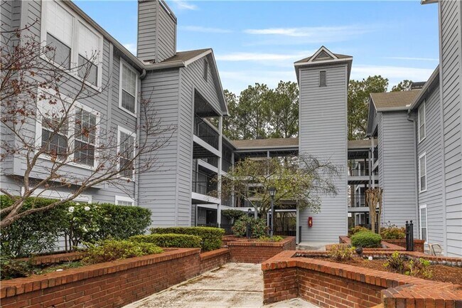 Foto del edificio - 640 Granville Ct