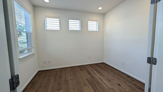 Foto del edificio - 2914 47th St SE