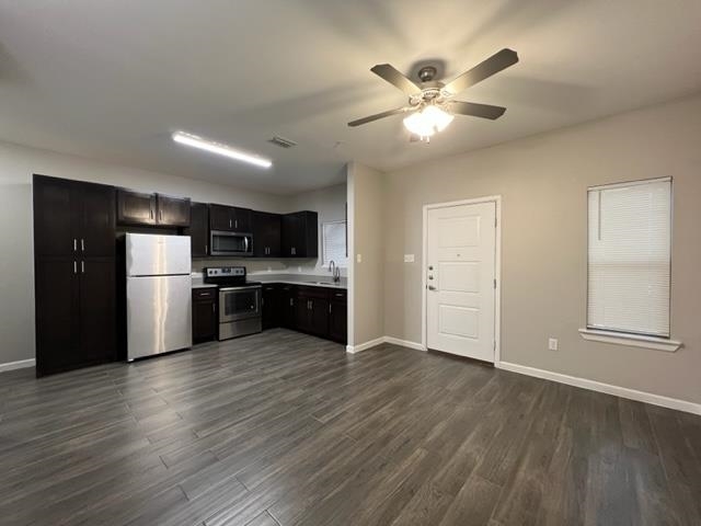 Building Photo - 7209 Rocio Dr