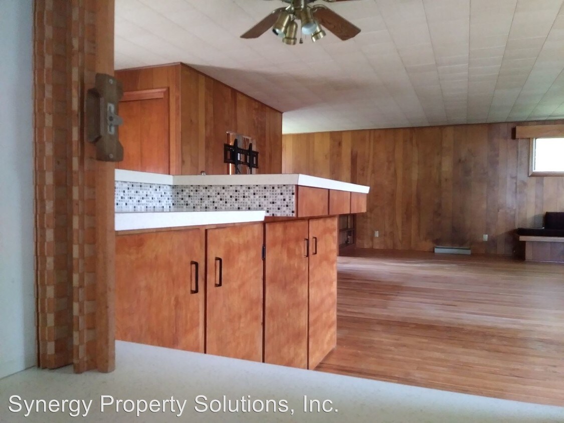 Primary Photo - 4 br, 1 bath House - Westlawn Dr 305 Richland
