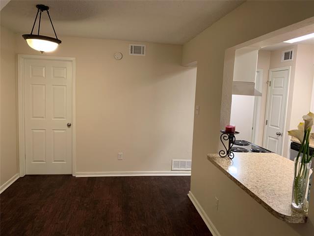 Building Photo - 1200 Tyra Ln