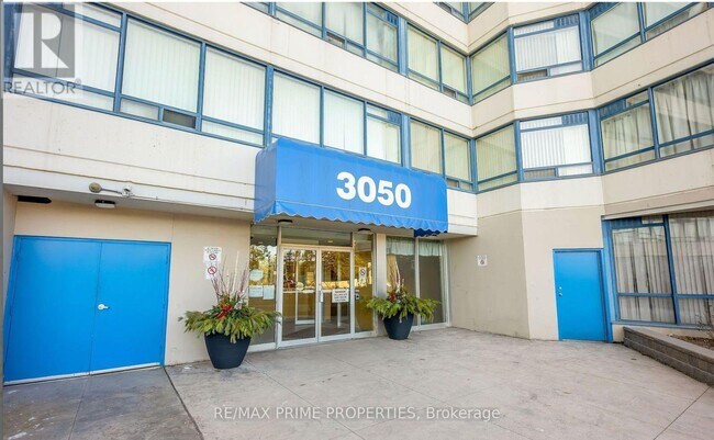 Building Photo - 3050 Ellesmere Rd