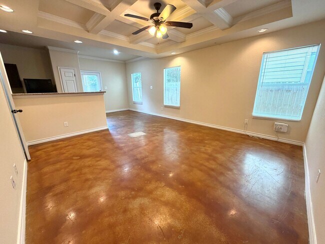 Building Photo - 5011-5017 Stowers Blvd