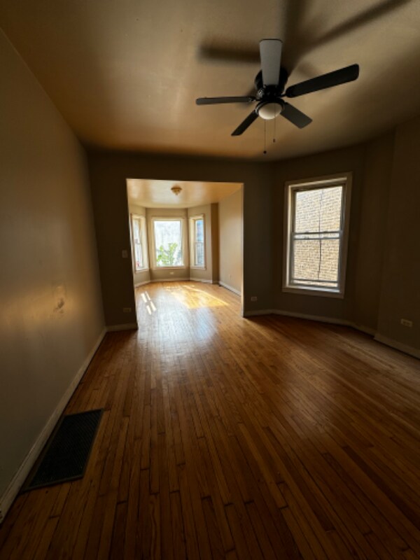Building Photo - 1317 S Homan Ave