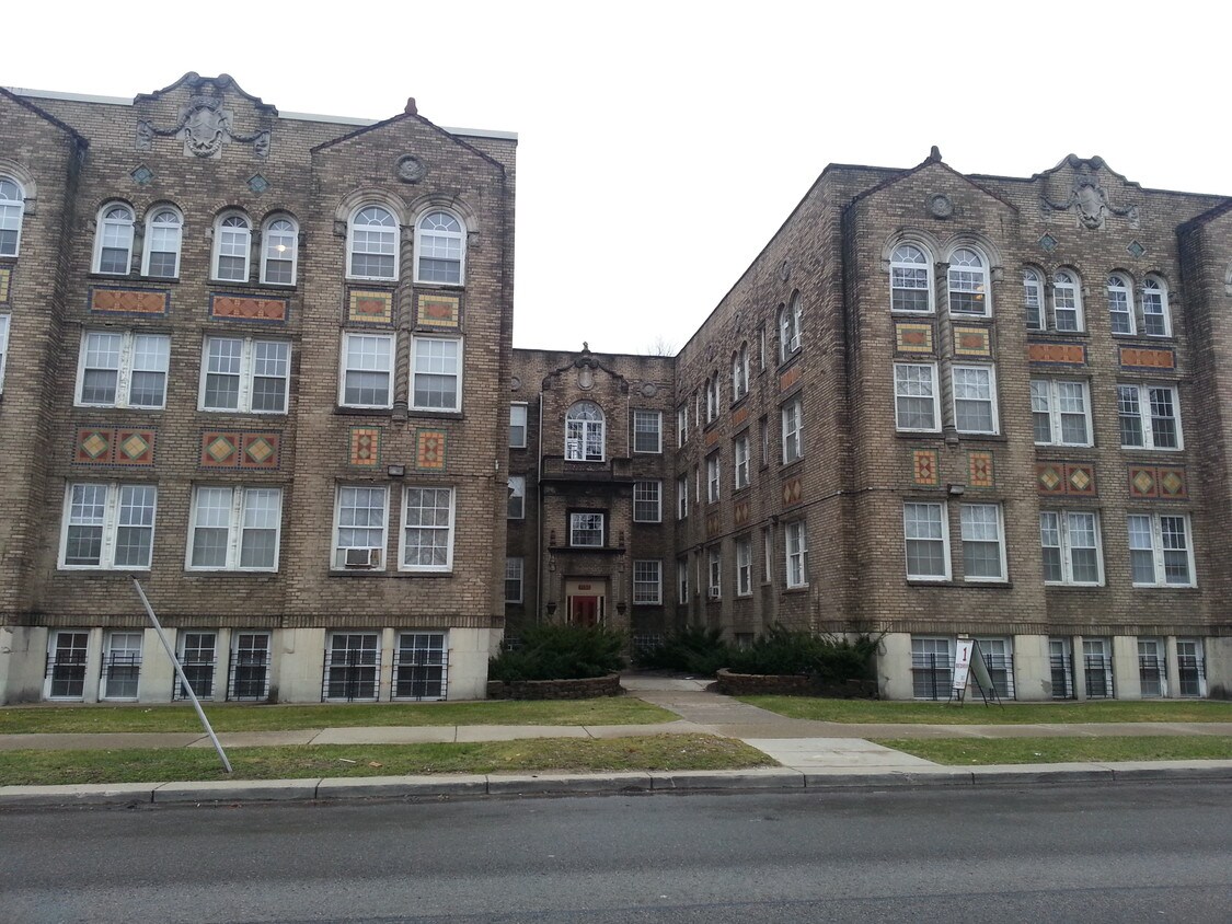 1155 W McNichols - 1155 W McNichols Rd