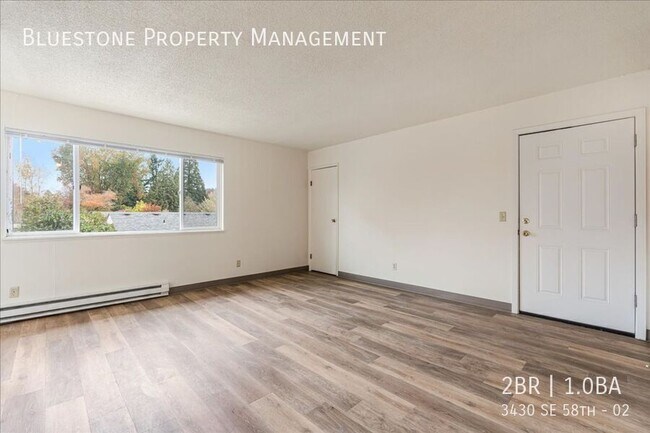 Foto del edificio - 3430 SE 58th-02
