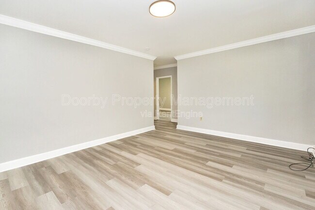 Foto del edificio - 1301 N Orchard Knob Ave
