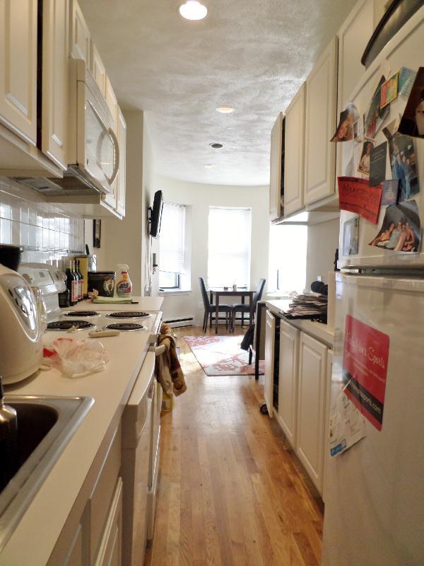 Foto del edificio - 57 Westland Ave