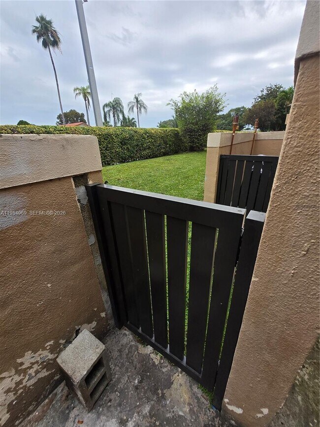 Foto del edificio - 15433 SW 80th St