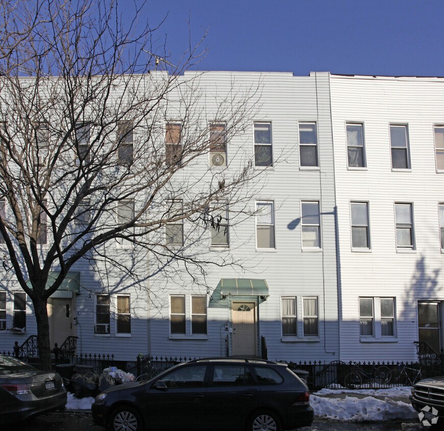 Foto del edificio - 111 Freeman St