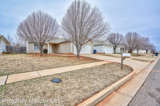 Foto del edificio - 3 br, 2 bath House - 15001 Madder Drive