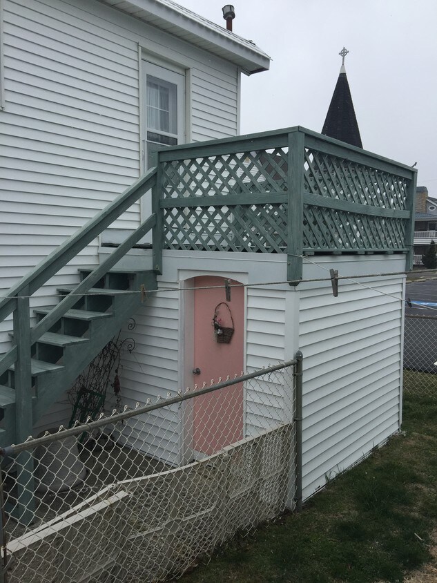 958 First Ave, Avalon, NJ 08202 Apartments in Avalon, NJ