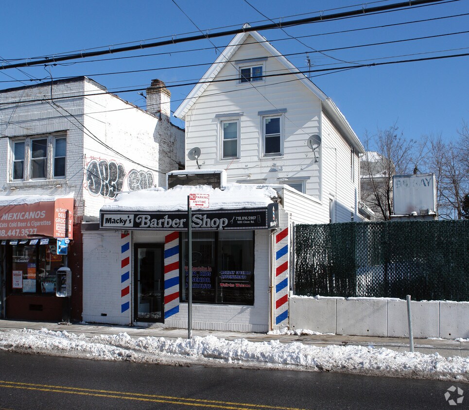 Foto principal - 1893 Clove Rd