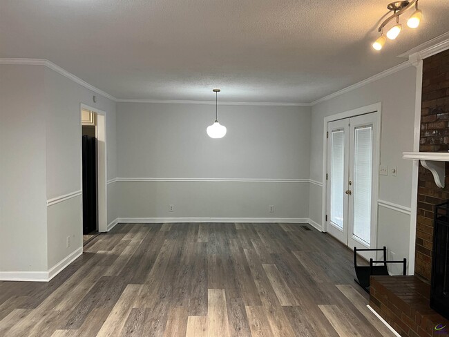 Building Photo - 1149 Runnymede Ln