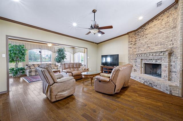 Foto del edificio - 1249 Chandler Cir