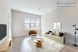 Building Photo - 332 Halstead Ave