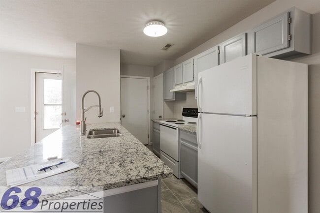 Building Photo - 6792 Audree Ln