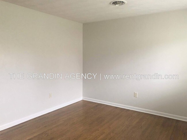 Foto del edificio - 1470 Greenbrier Avenue Southeast