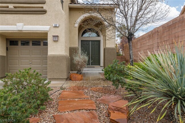 Building Photo - 532 Jade Cliffs Ln