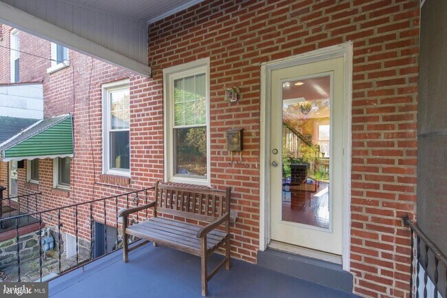 Foto del edificio - 2 br, 1 bath Condo - 1724 Wawaset St