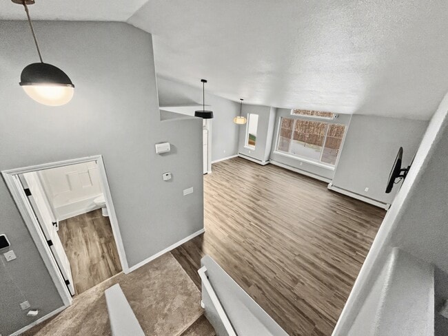 Building Photo - 4651 Grumman St