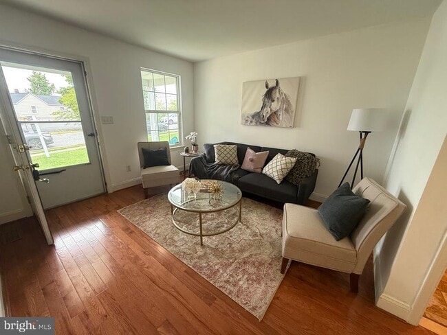 Building Photo - 1202 Rosegate Ct